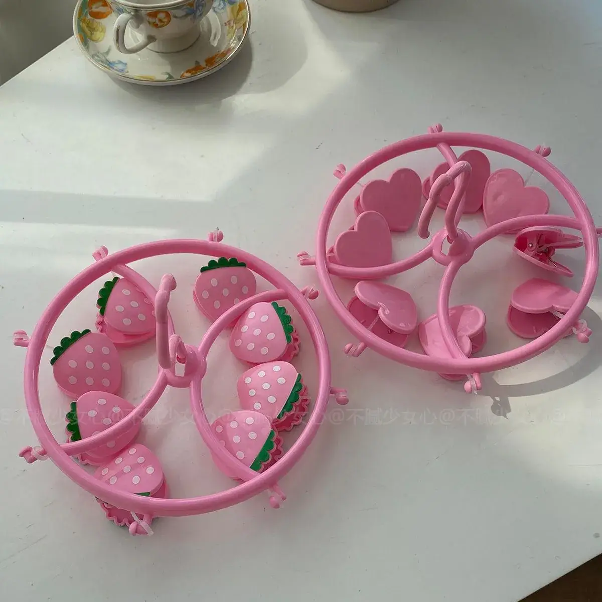 Pink Heart-Shaped Mini Hanger for Girls