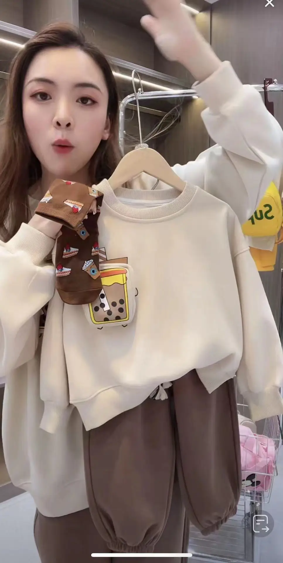 Korean Style 3D Pocket Baby Suit Cream Brown — feature 9