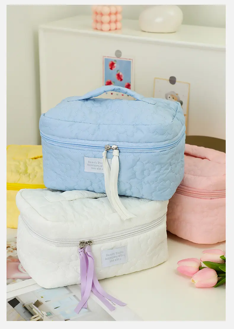 2025 Pink Quilted Travel Storage Bag for Women — feature 16