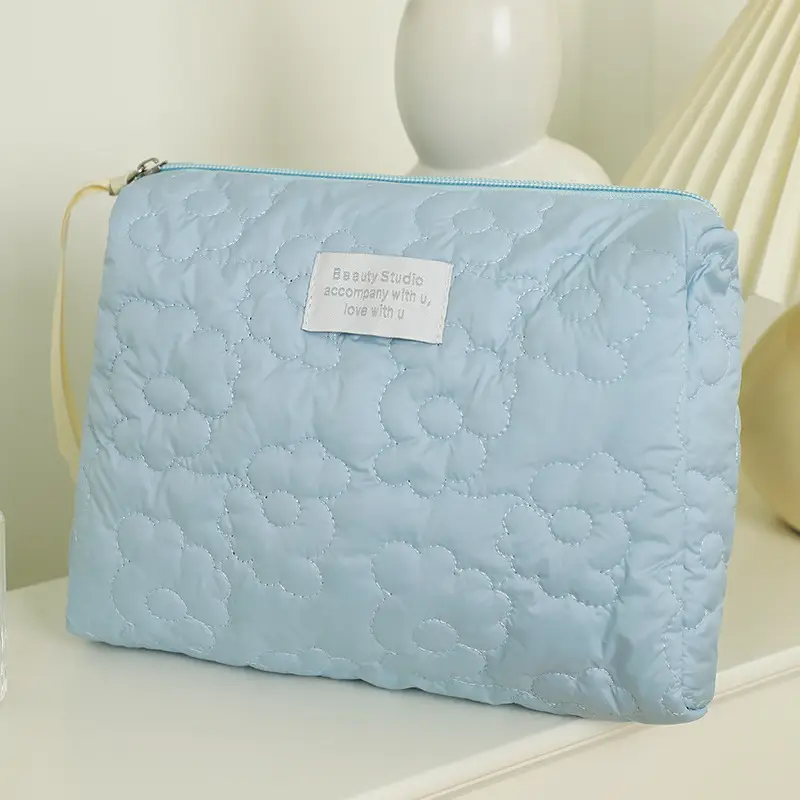 2025 Pink Quilted Travel Storage Bag for Women - Image 6