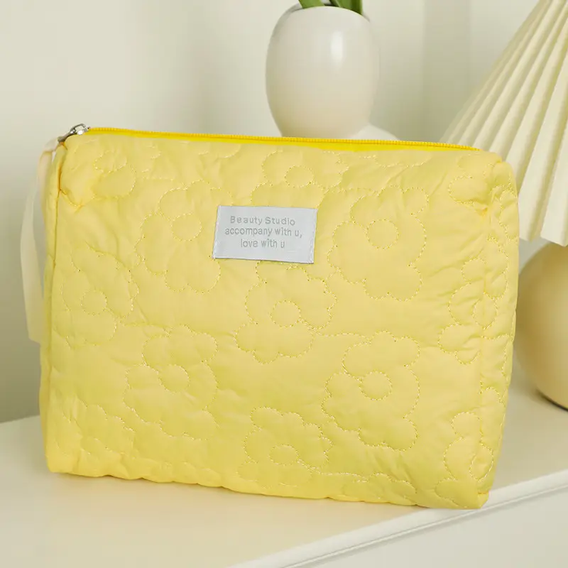 2025 Pink Quilted Travel Storage Bag for Women - Image 8