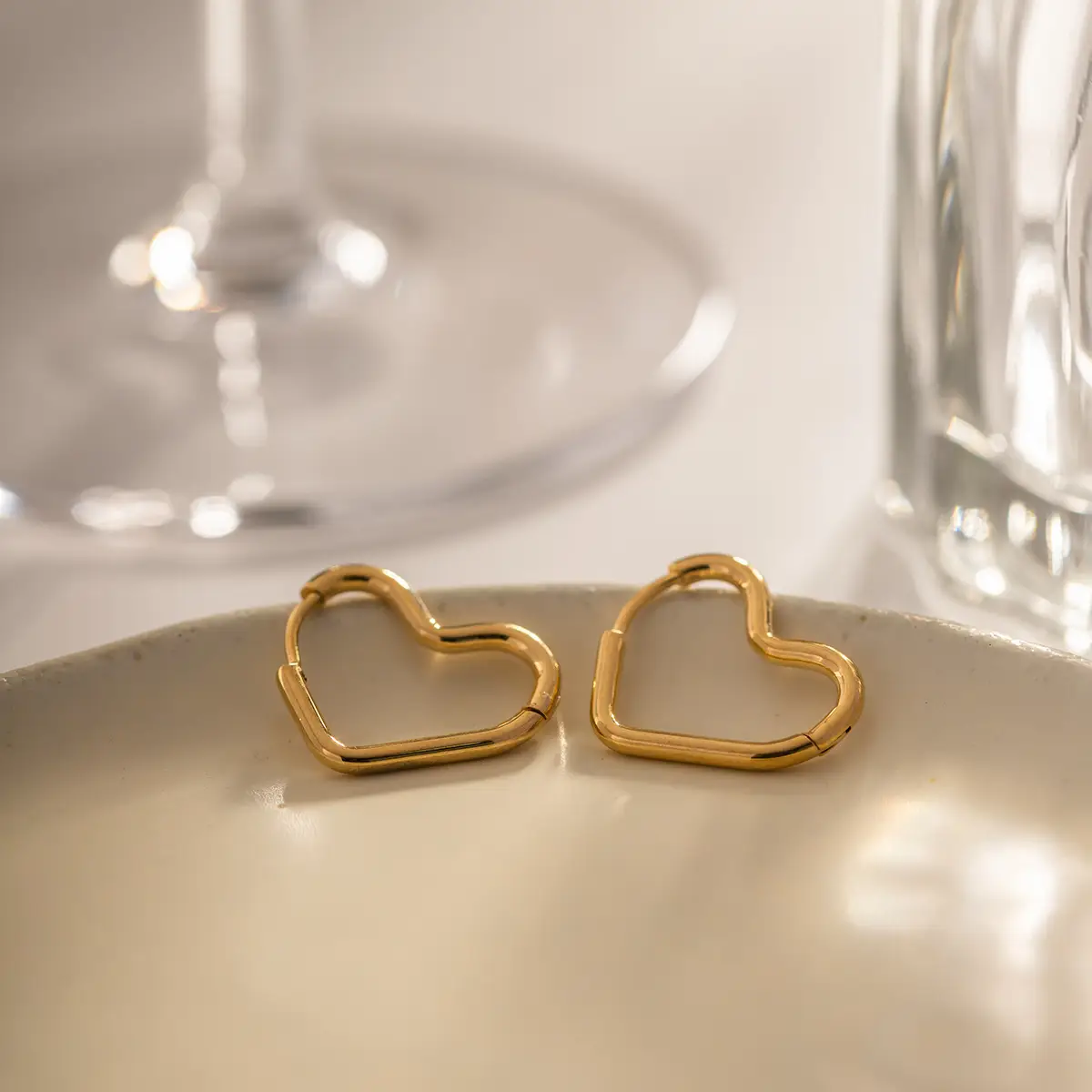 18K Gold Heart Earrings for Women - Image 3