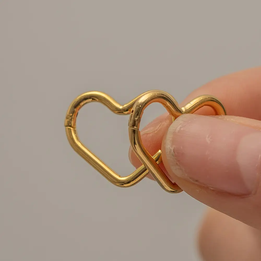 18K Gold Heart Earrings for Women — feature 4