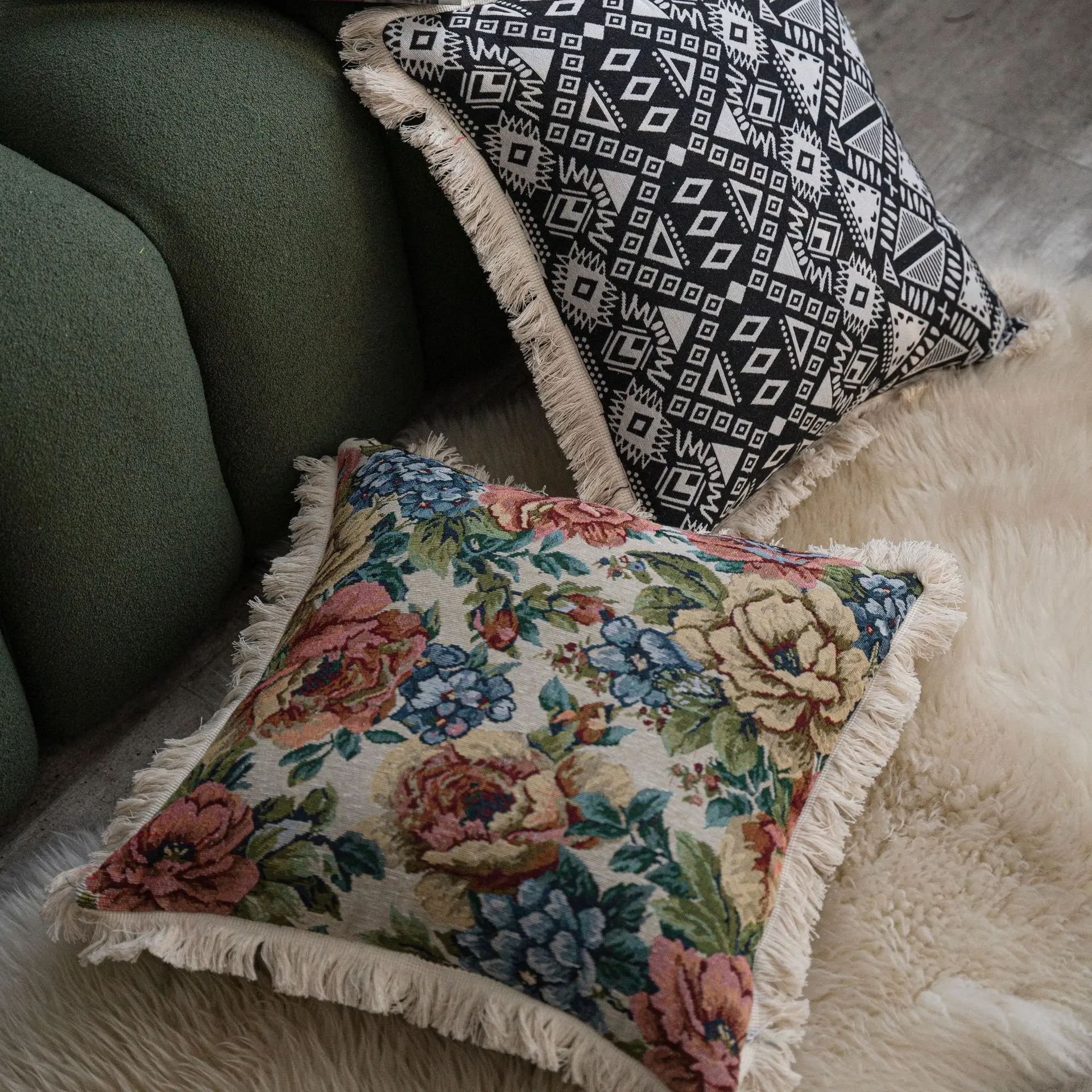 Yamanqi Multicolor Fringed Sofa Pillow - Image 10