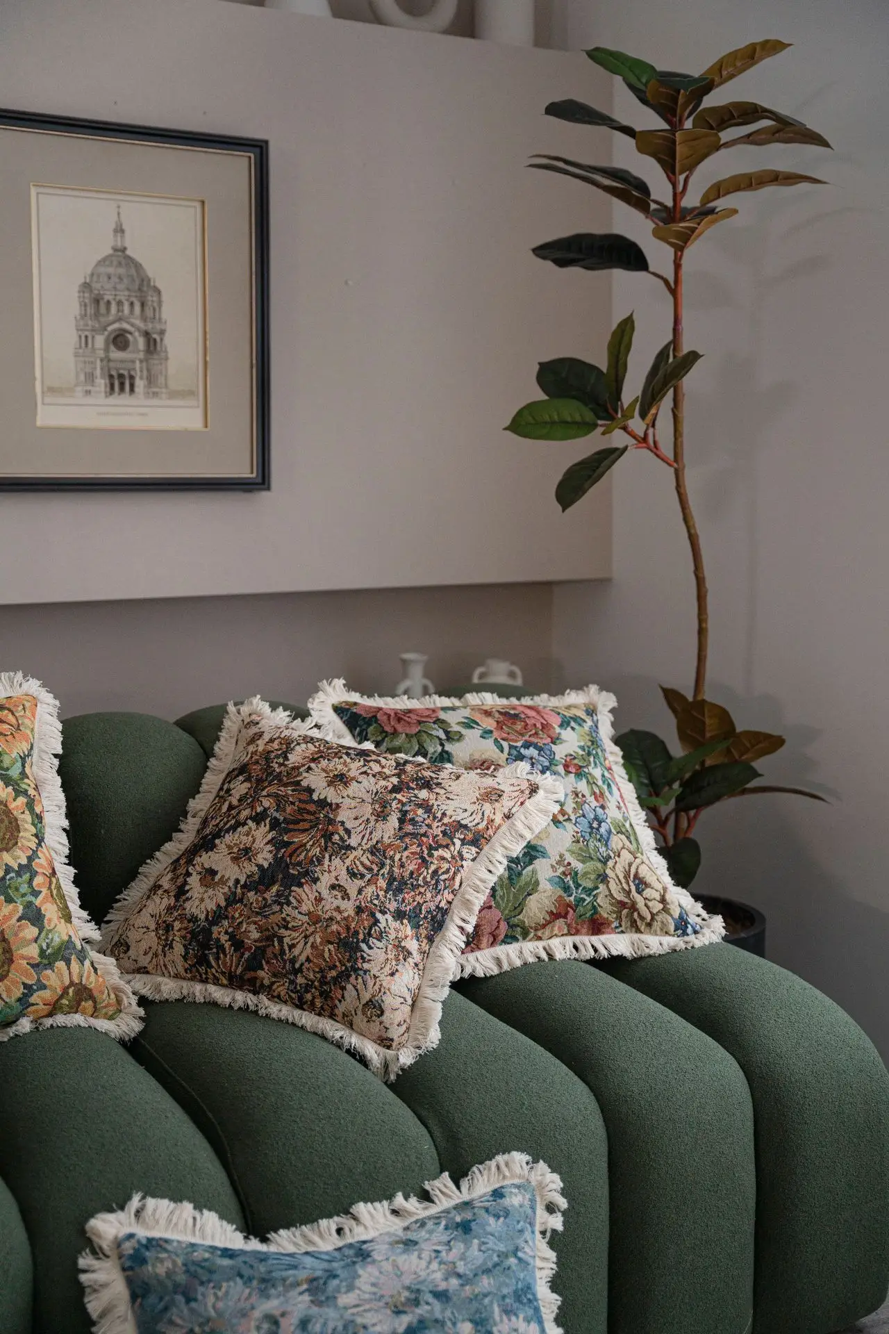 Yamanqi Multicolor Fringed Sofa Pillow — feature 26
