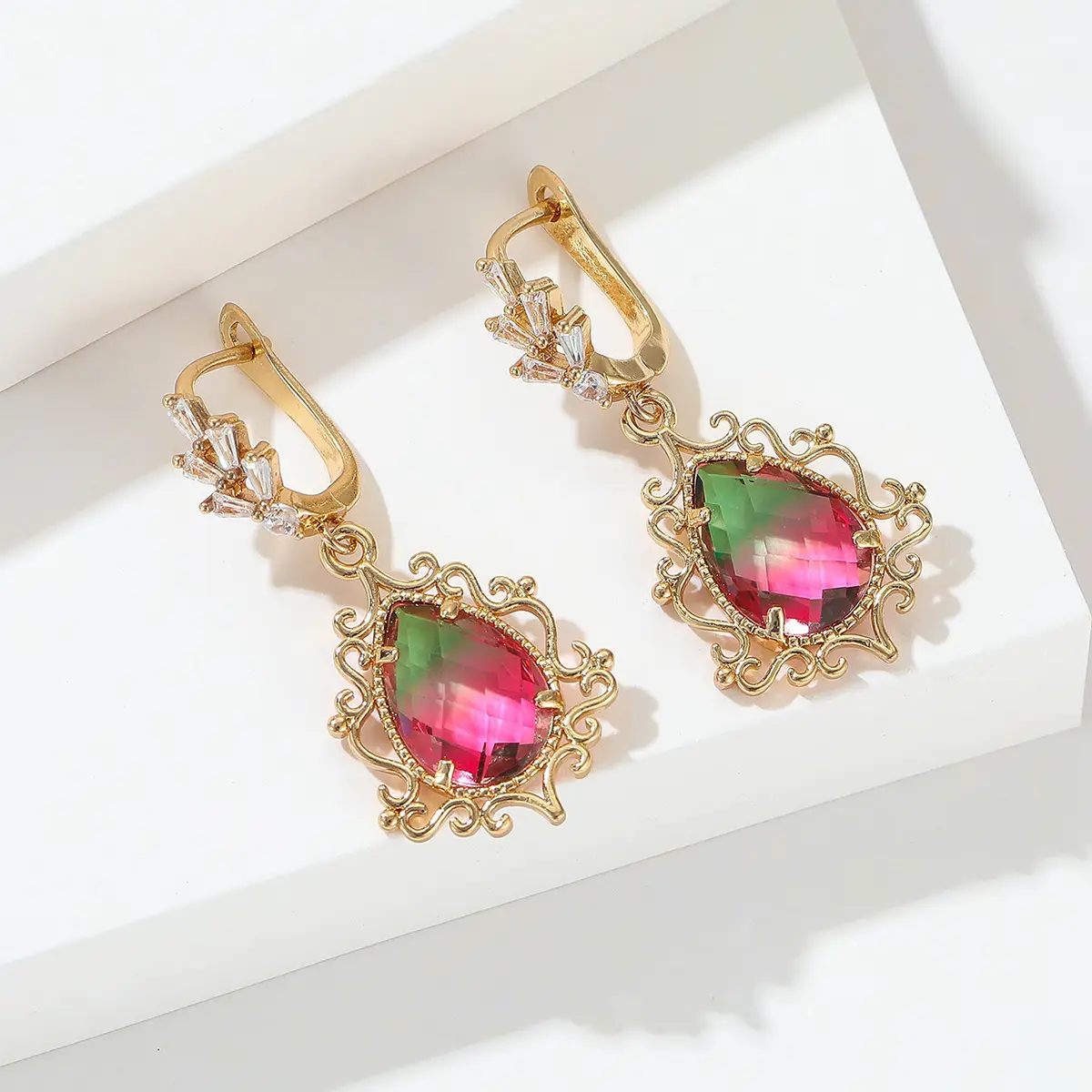 Geometric Crystal Glass Earrings Heavy Industry Mixed Batch Yiwu - Image 13