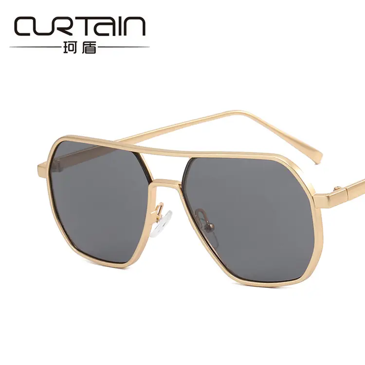 Men's Gold Bridge Driving Sunglasses with UV400 Protection - Image 6