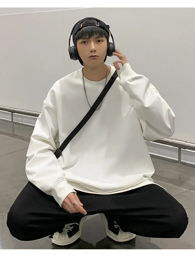 2024 New Hong Kong Style Loose Fit Crewneck Sweatshirt — feature 18