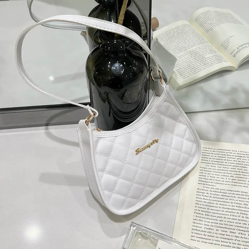 Rhombus White