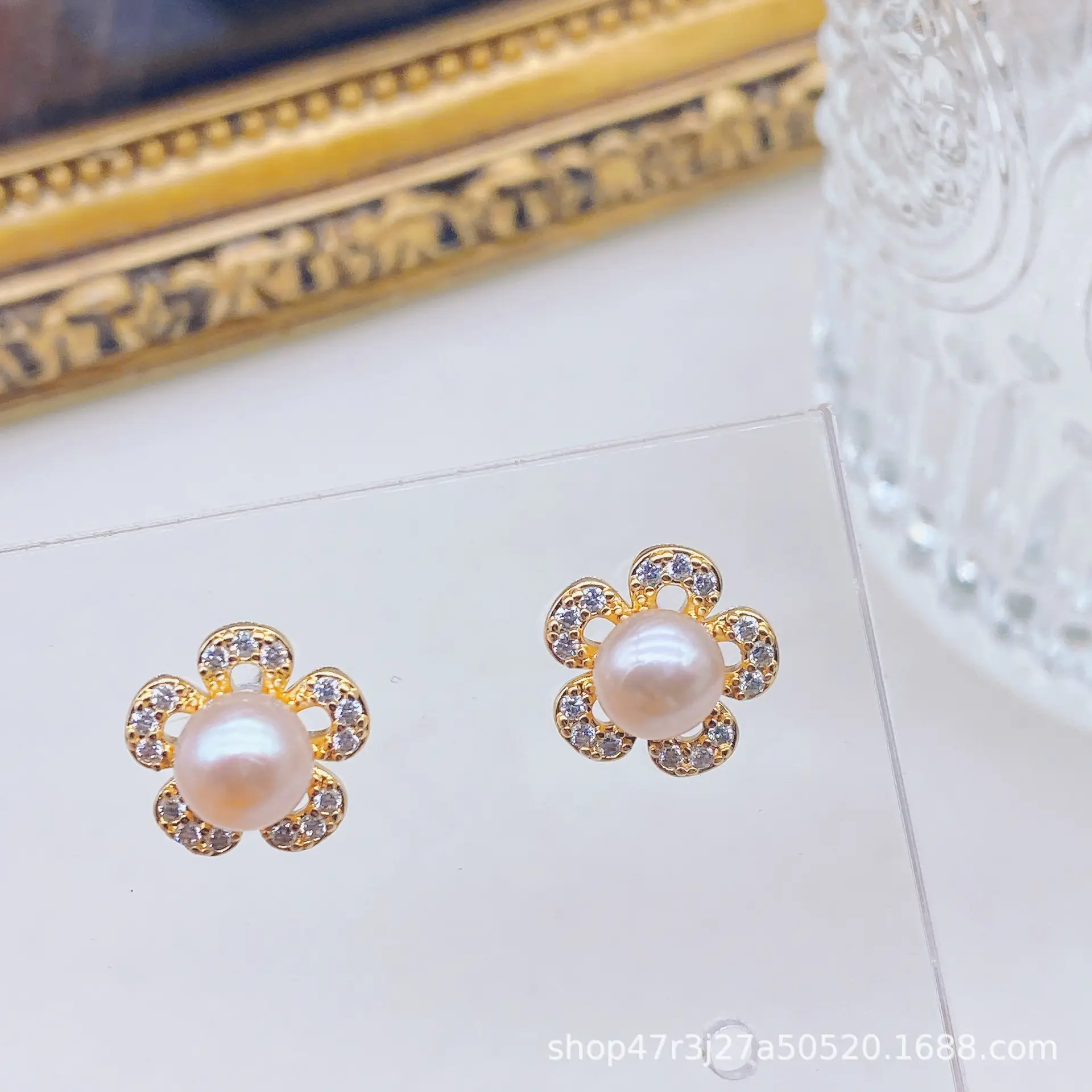 S925 Silver Pearl Flower Earrings with Zircon Accents - Image 2