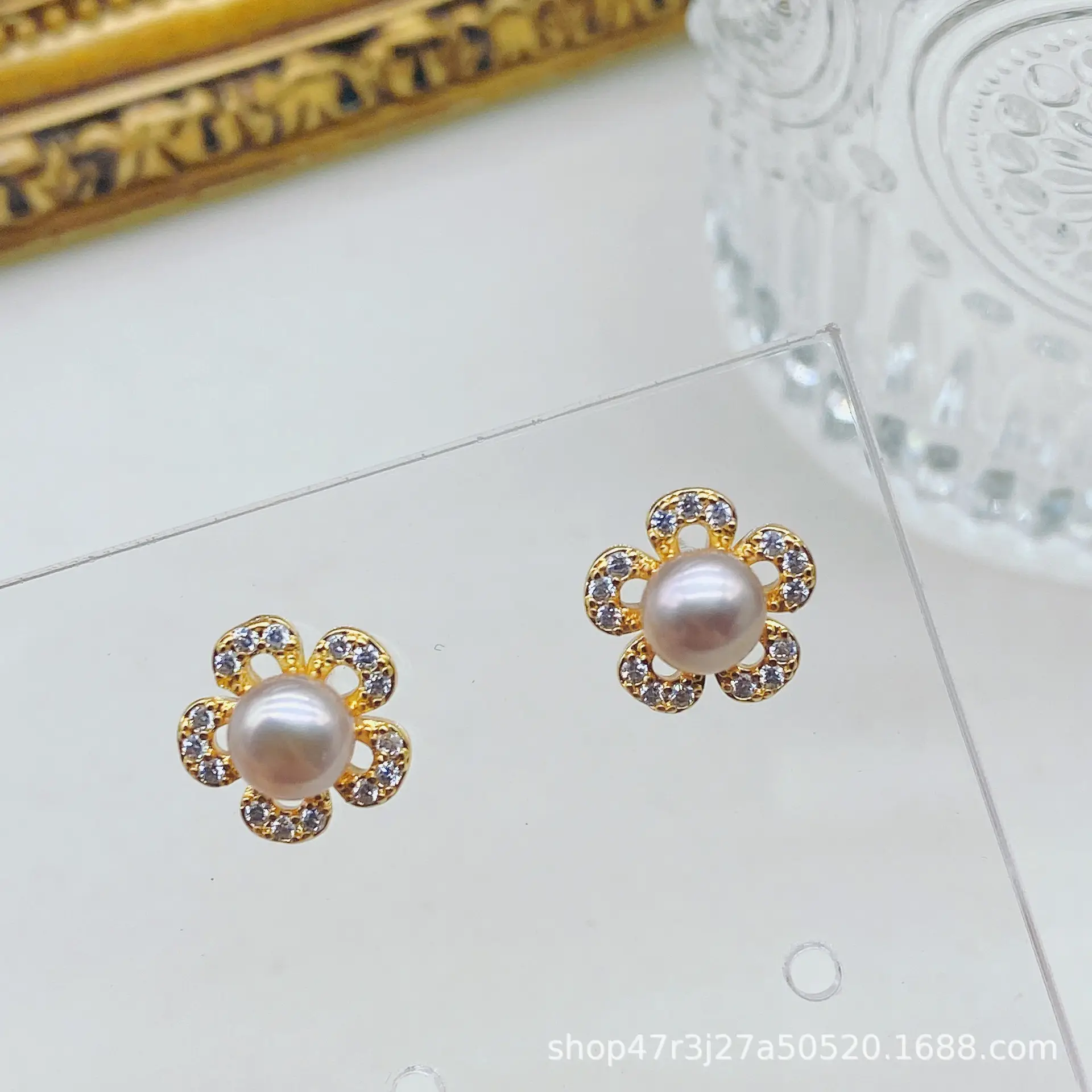 S925 Silver Pearl Flower Earrings with Zircon Accents — feature 6