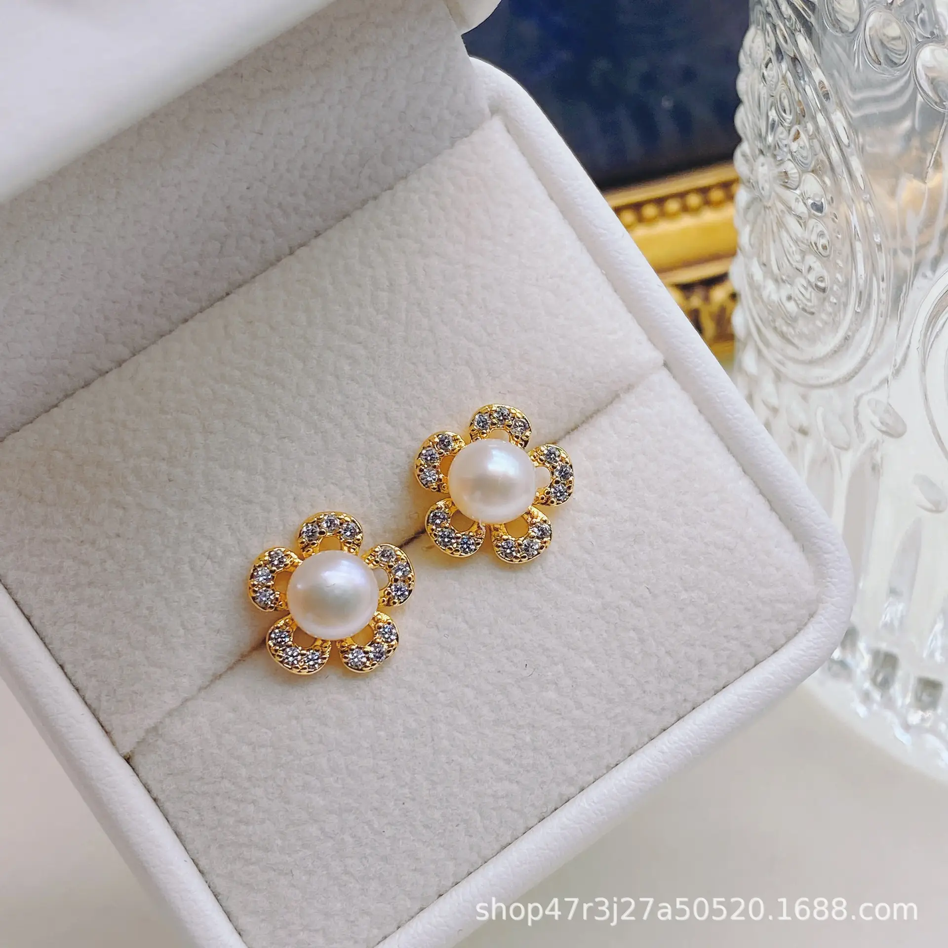 S925 Silver Pearl Flower Earrings with Zircon Accents — feature 7