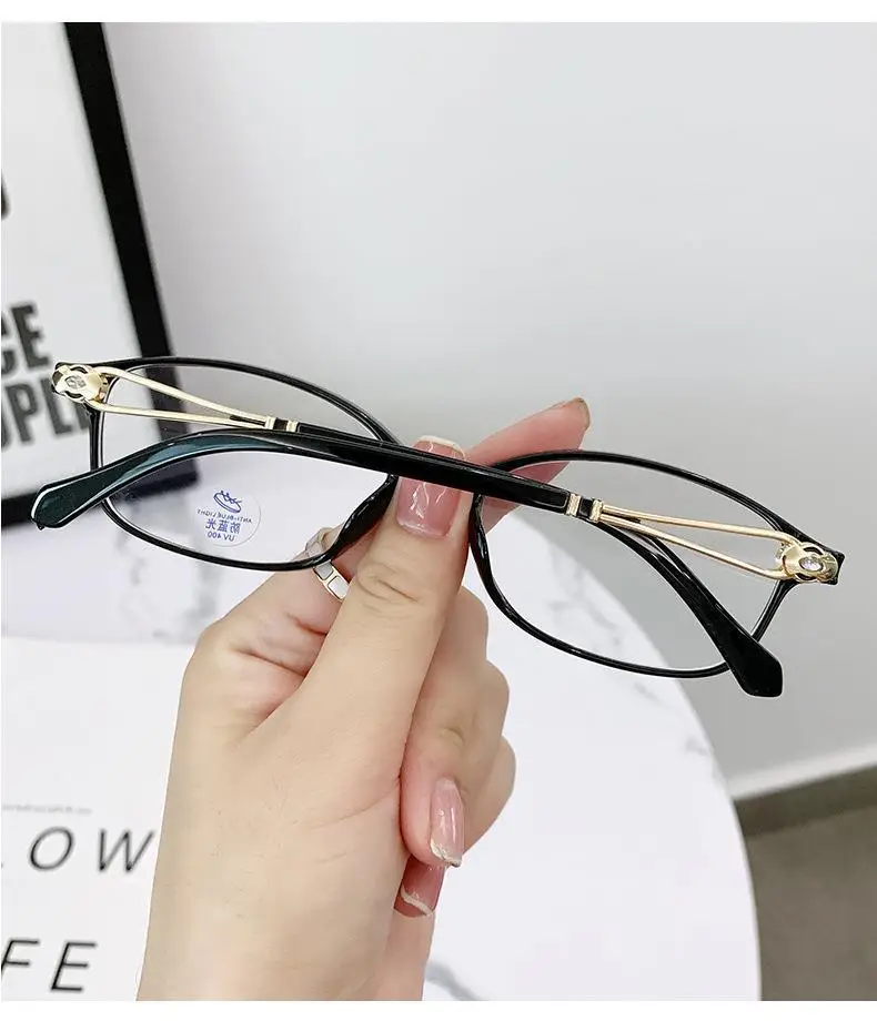 Purple Hollow Anti-Blue Glasses for Reading & Presbyopia — feature 17