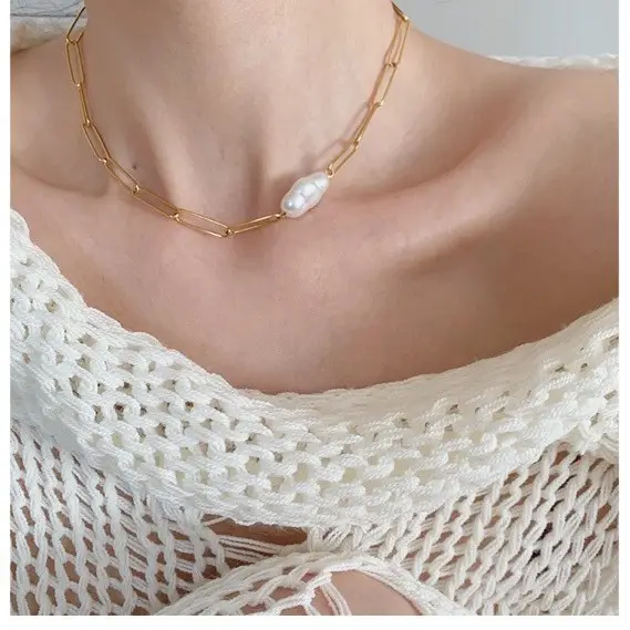 Cold Wind Pearl Necklace for Women White Off-White - Image 5