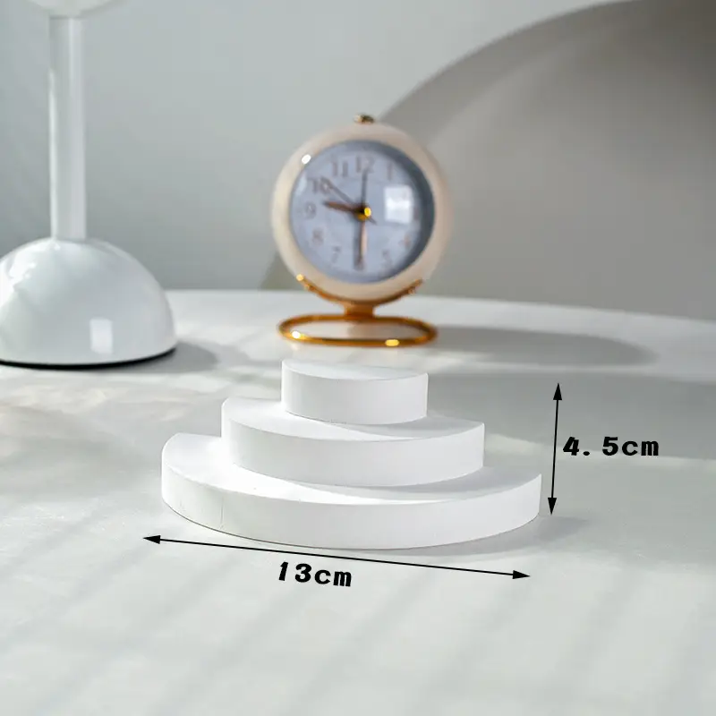3D White Step Decor 6cm High 8x9cm - Image 2
