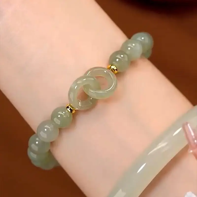 Elegant Heart Chalcedony Jade Bracelet for Women