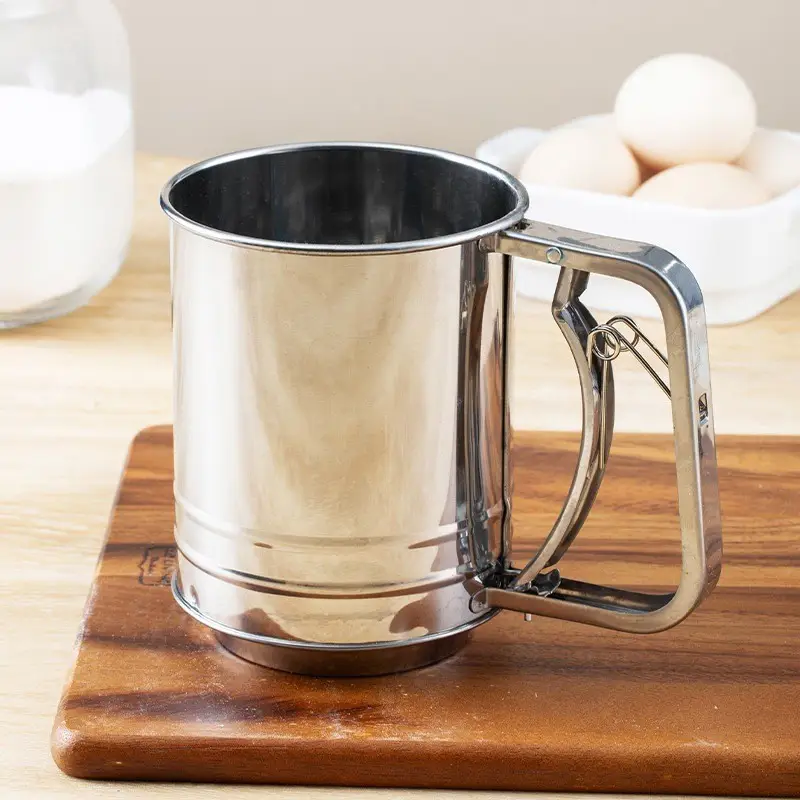 Handheld Stainless Steel Flour Sieve for Baking - Image 5