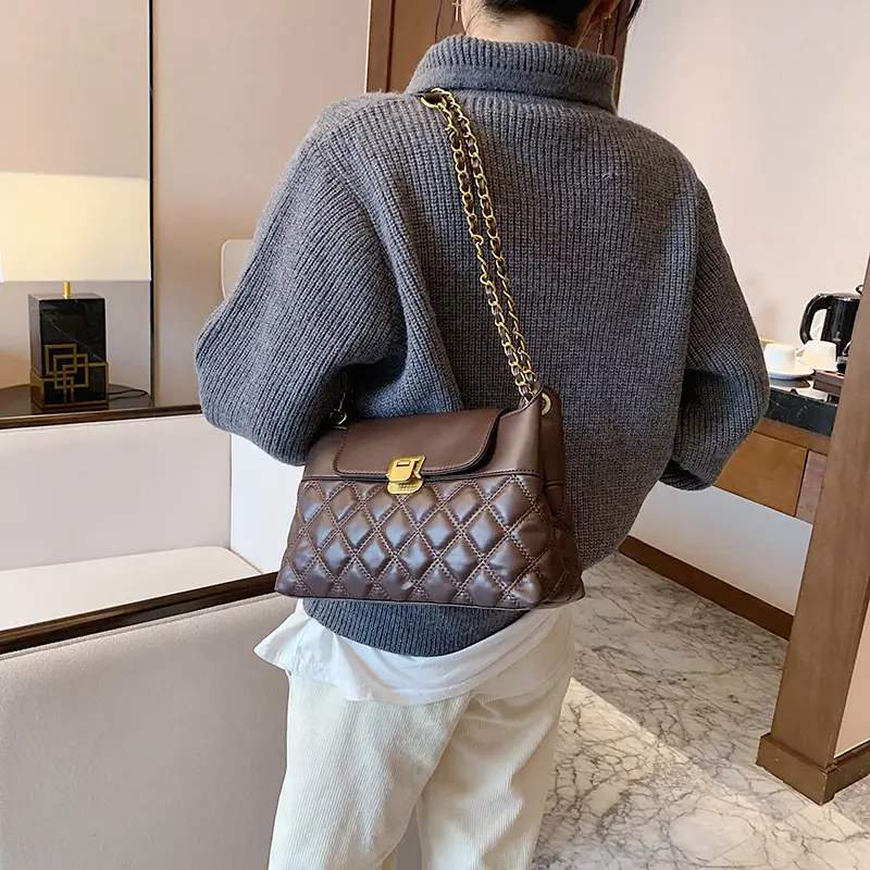 Women's Quilted Crossbody Bag Beige Diamond Embroidery