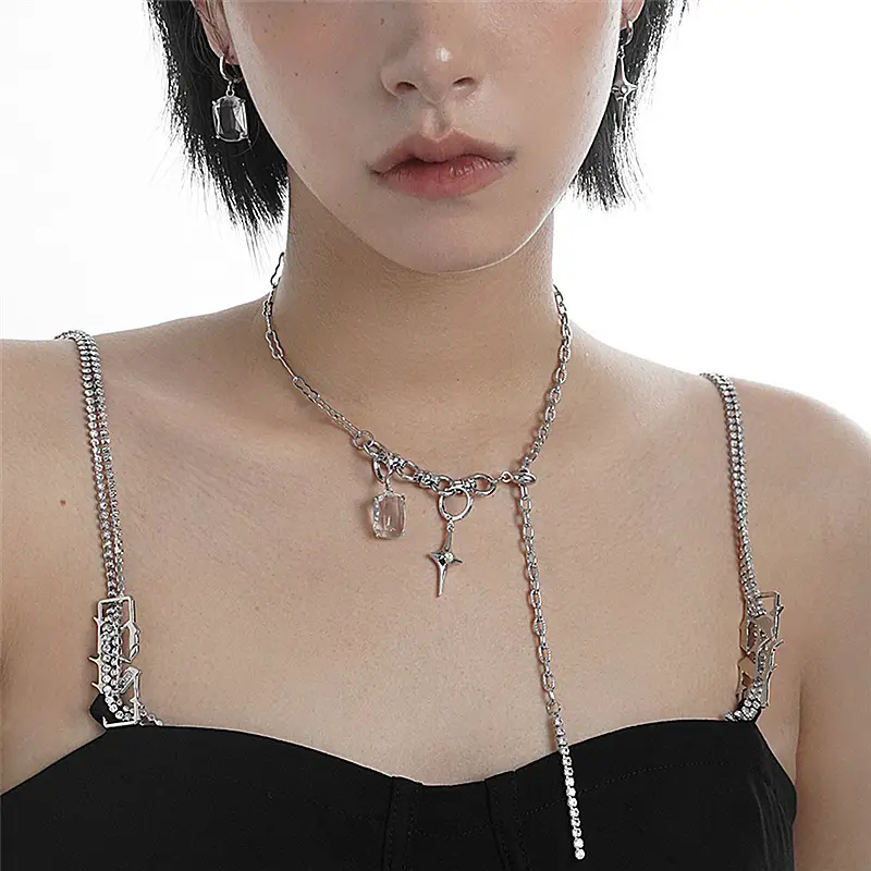Sparkling Diamond Star Necklace for Women - Image 3
