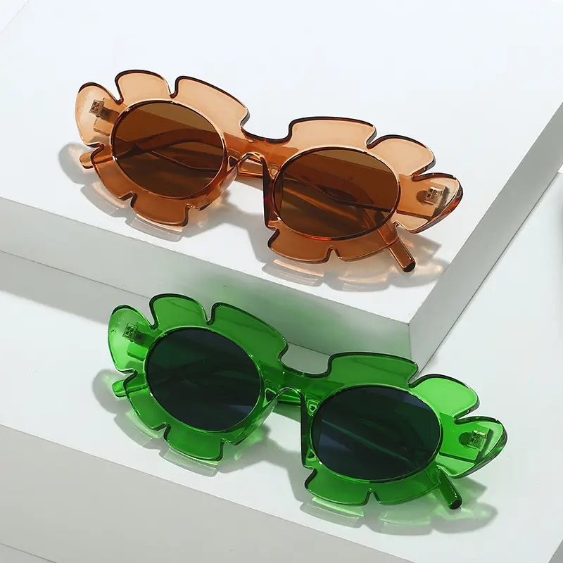 Green Cat-Eye Sunglasses for Women - Image 10