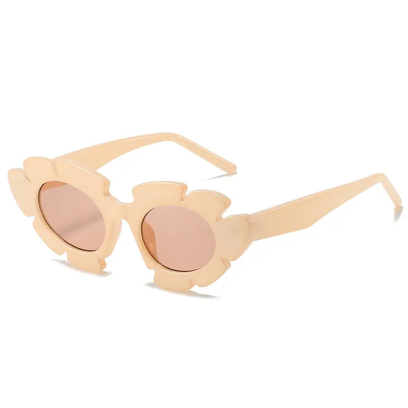 Green Cat-Eye Sunglasses for Women - Image 12
