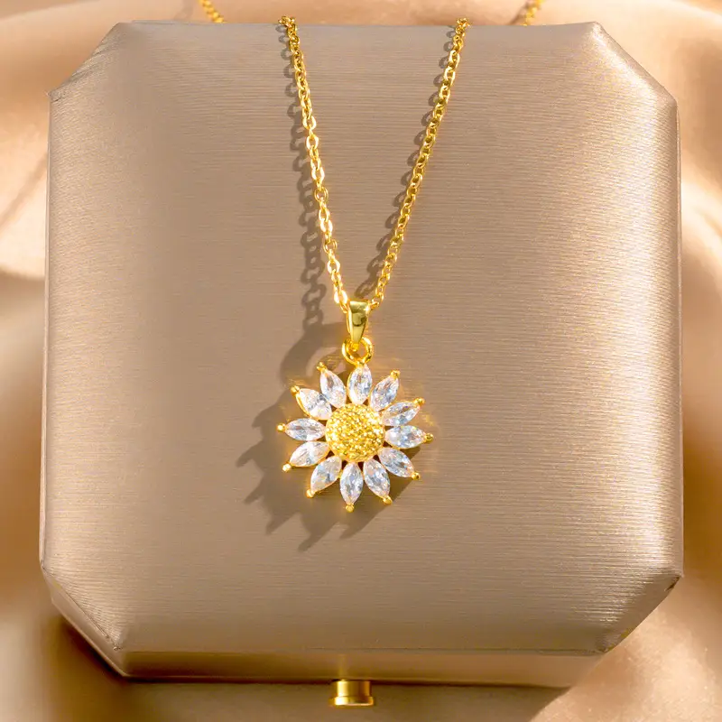 18K Gold Plated Flower Necklace for Women - Image 6