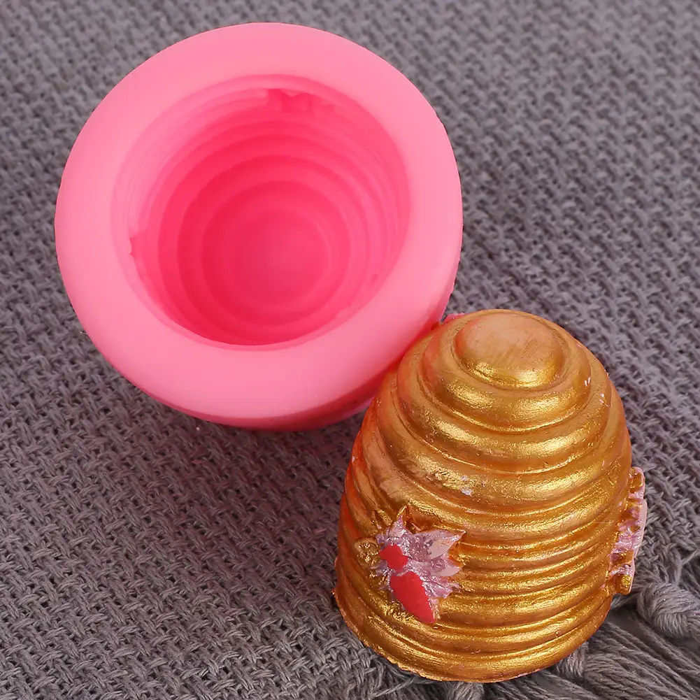 Silicone Mold for DIY Honeycomb Soap Candle Aromatherapy - Image 7