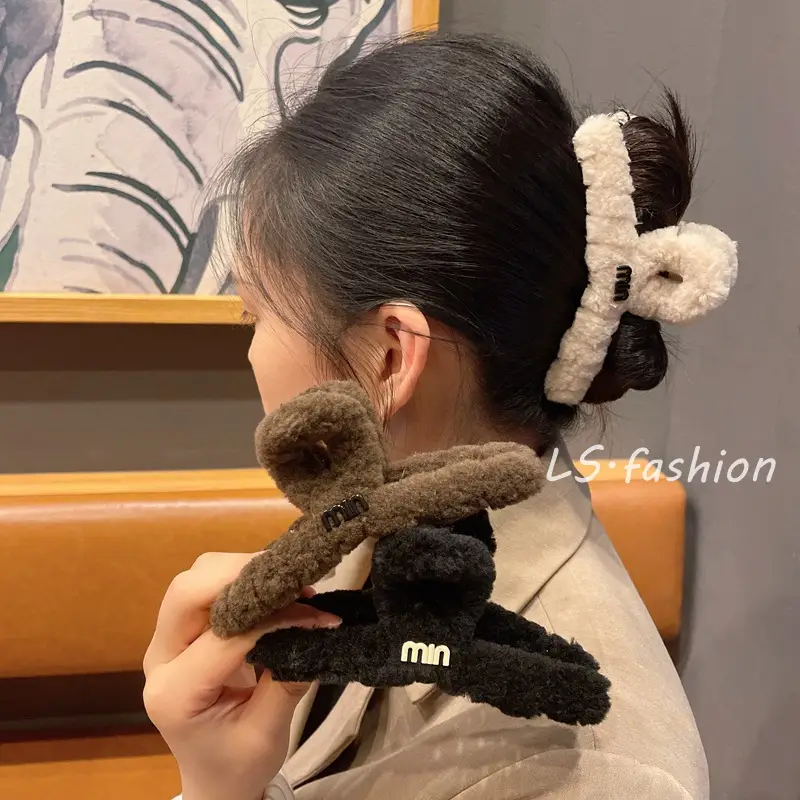 13cm Plus Size Shark Grasping Hair Clip for Volume & Tight Style — feature 3