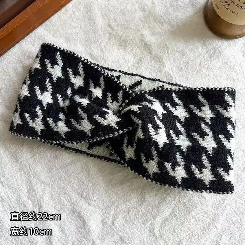 Wool Bear Embroidery Headband Women Winter Warm