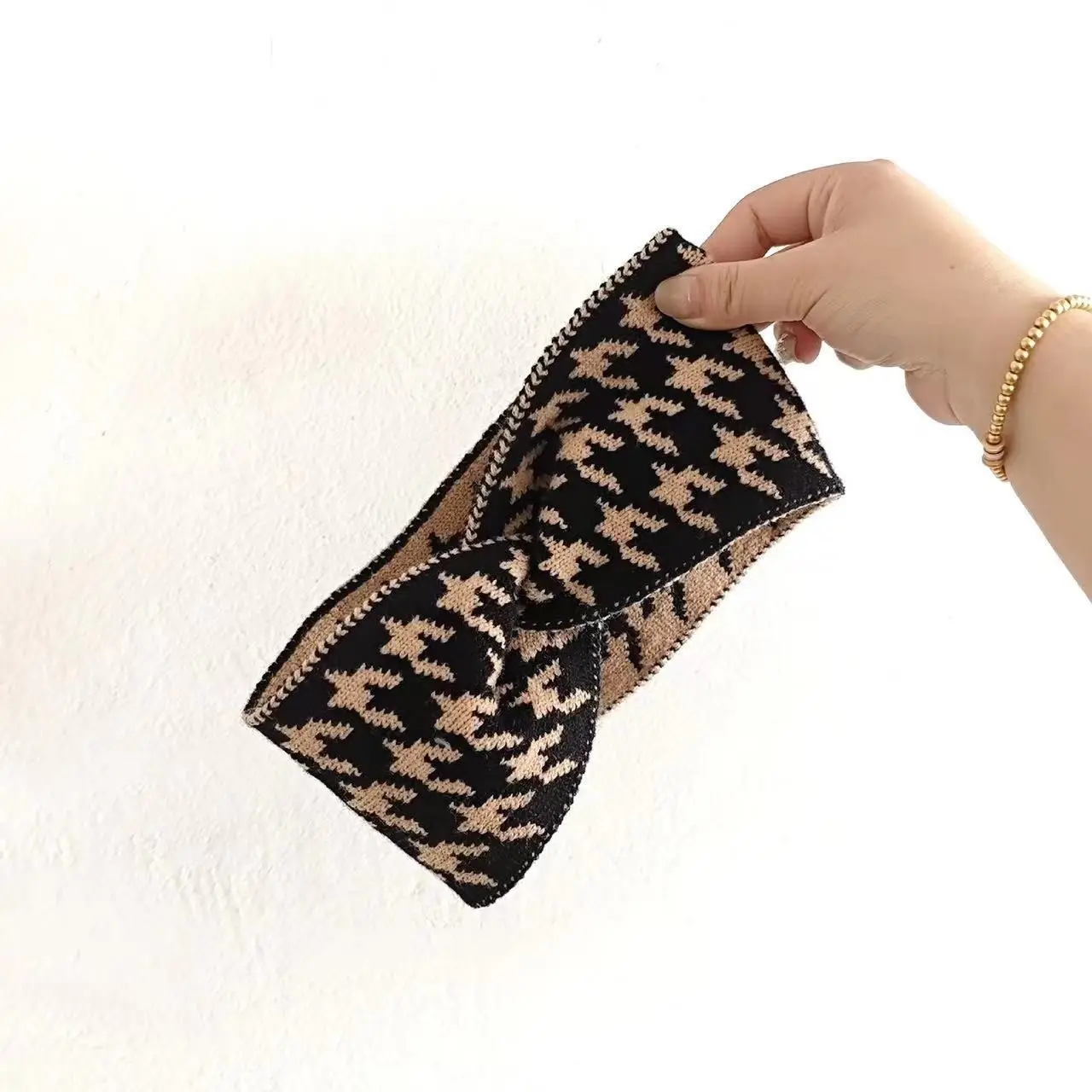 Wool Bear Embroidery Headband Women Winter Warm