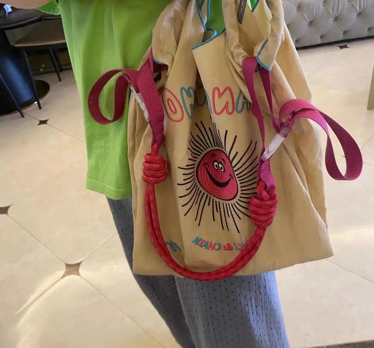 Women's Sunflower Embroidered Canvas Shopping Bag — feature 9