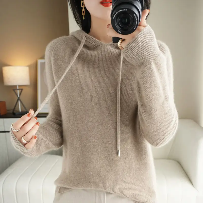 Women's Red Knit Hoodie Loose Fit Winter Wear - Image 3