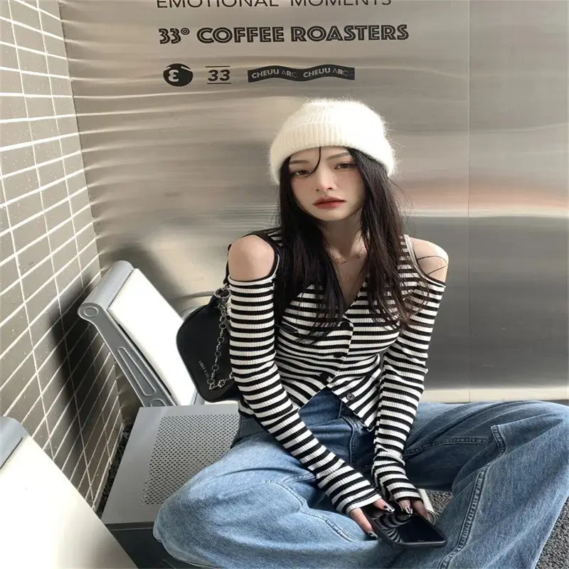 1c4a81ae-6cc1-43b5-8086-bdf9e5