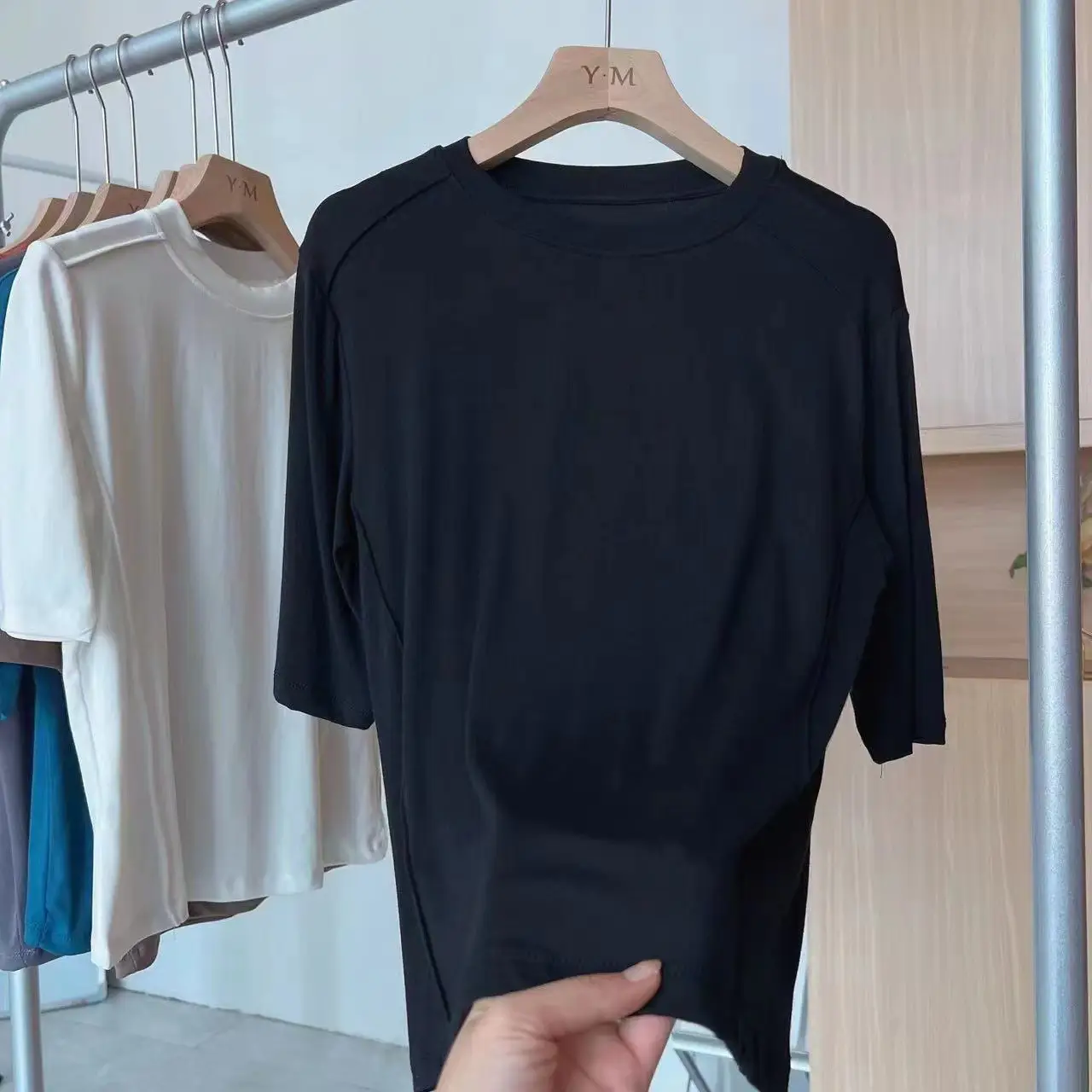 2023 T-Shirt Short Sleeve Collar Top — feature 11