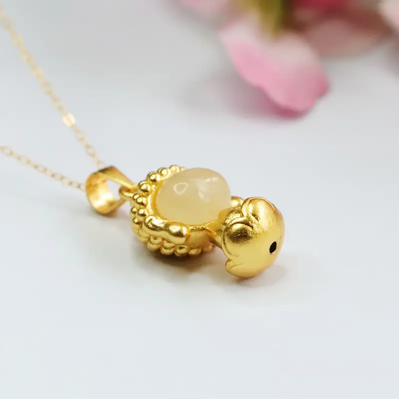 Guan Yu S925 Silver Inlaid Natural Hetian Jade Pendant for Women — feature 7