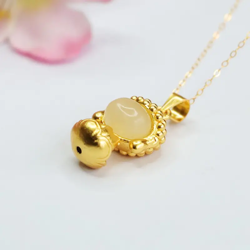 Guan Yu S925 Silver Inlaid Natural Hetian Jade Pendant for Women — feature 8