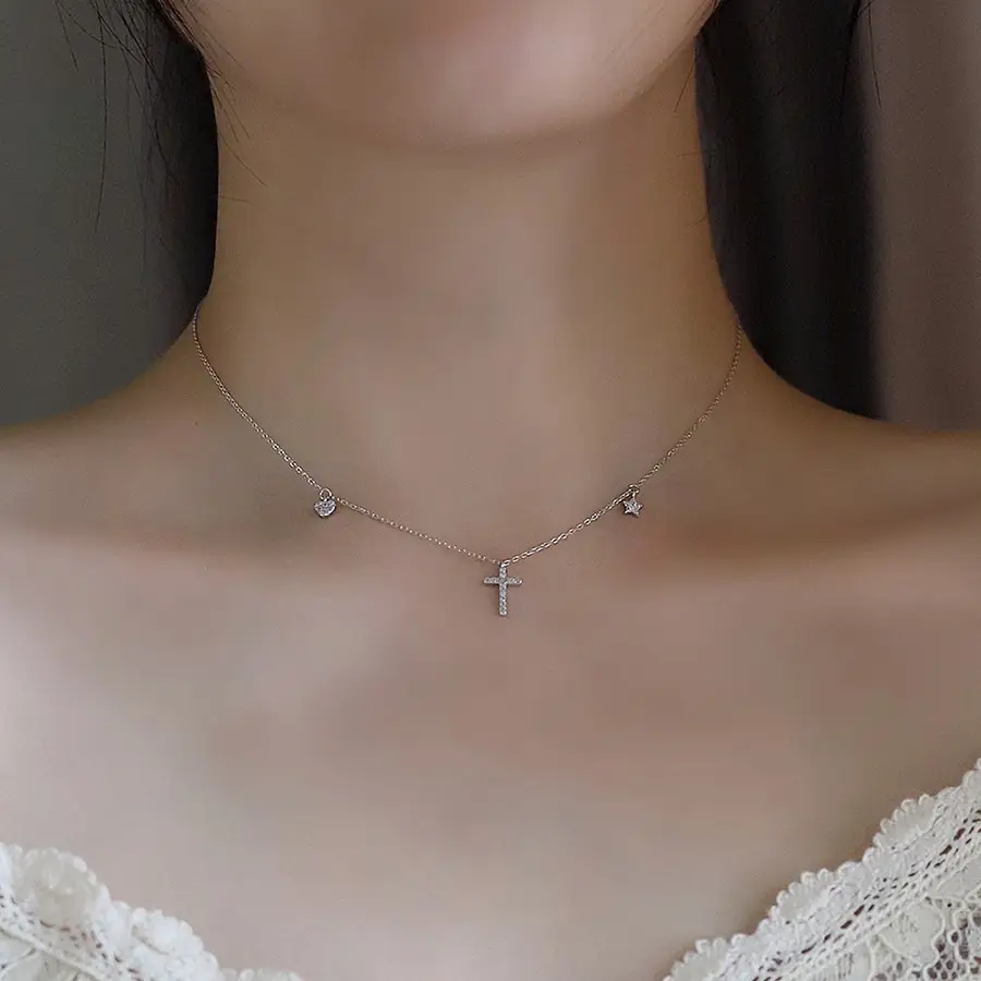 Cross Necklace for Women Light Luxury Diamond Pendant Clavicle Chain - Image 6