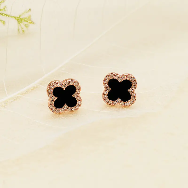 S925 Silver Black Clover Earrings with Zircon — feature 12