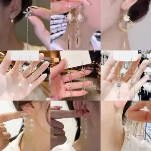 Women's Cold Style Diamond Ball Earline Earrings — feature 3