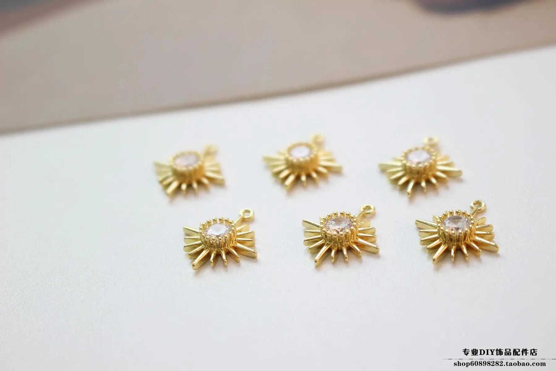 Copper Plated 18K True Gold Diamond Earrings Set — feature 12