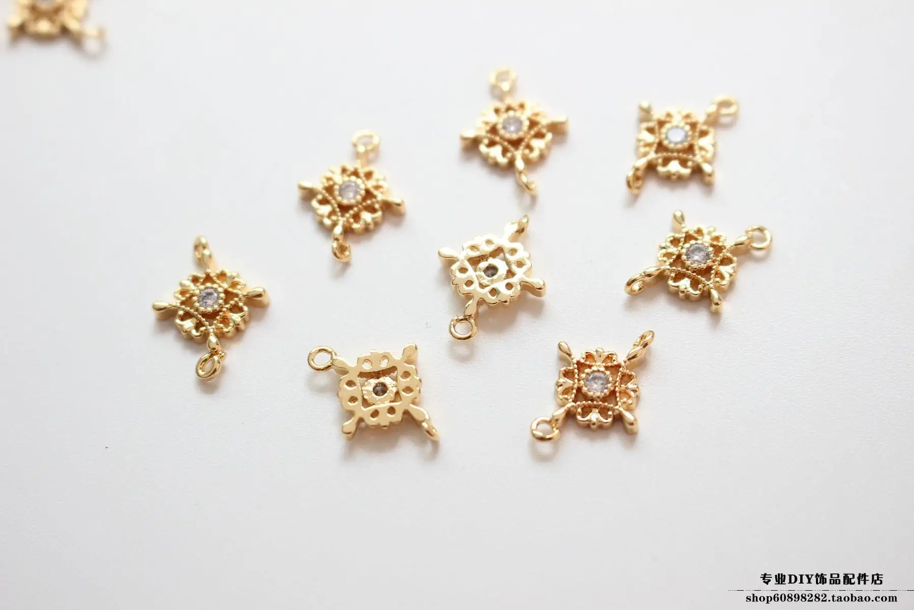 Copper Plated 18K True Gold Diamond Earrings Set — feature 6