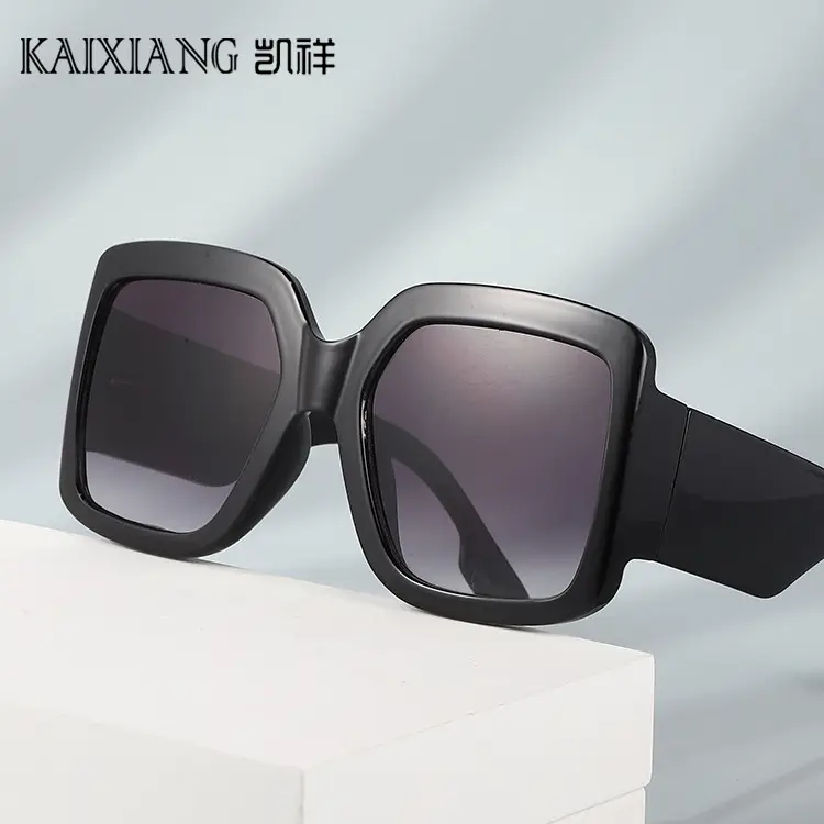 Women's Retro Box Sunshade Sunglasses Brown Tortie - Image 6