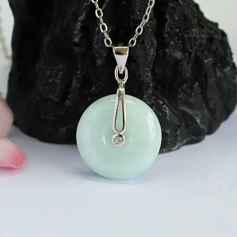 S925 Silver Inlaid Jade Peace Buckle Pendant — feature 7