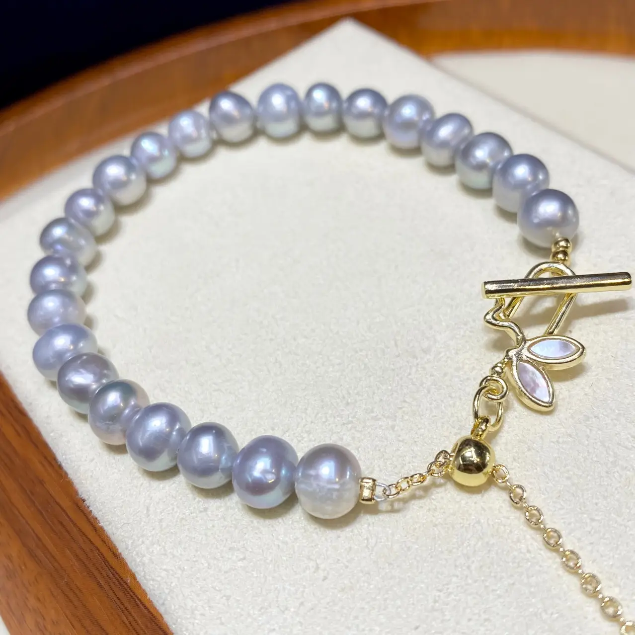 2025 Gray Pearl Adjustable Bracelet for Women - Image 3