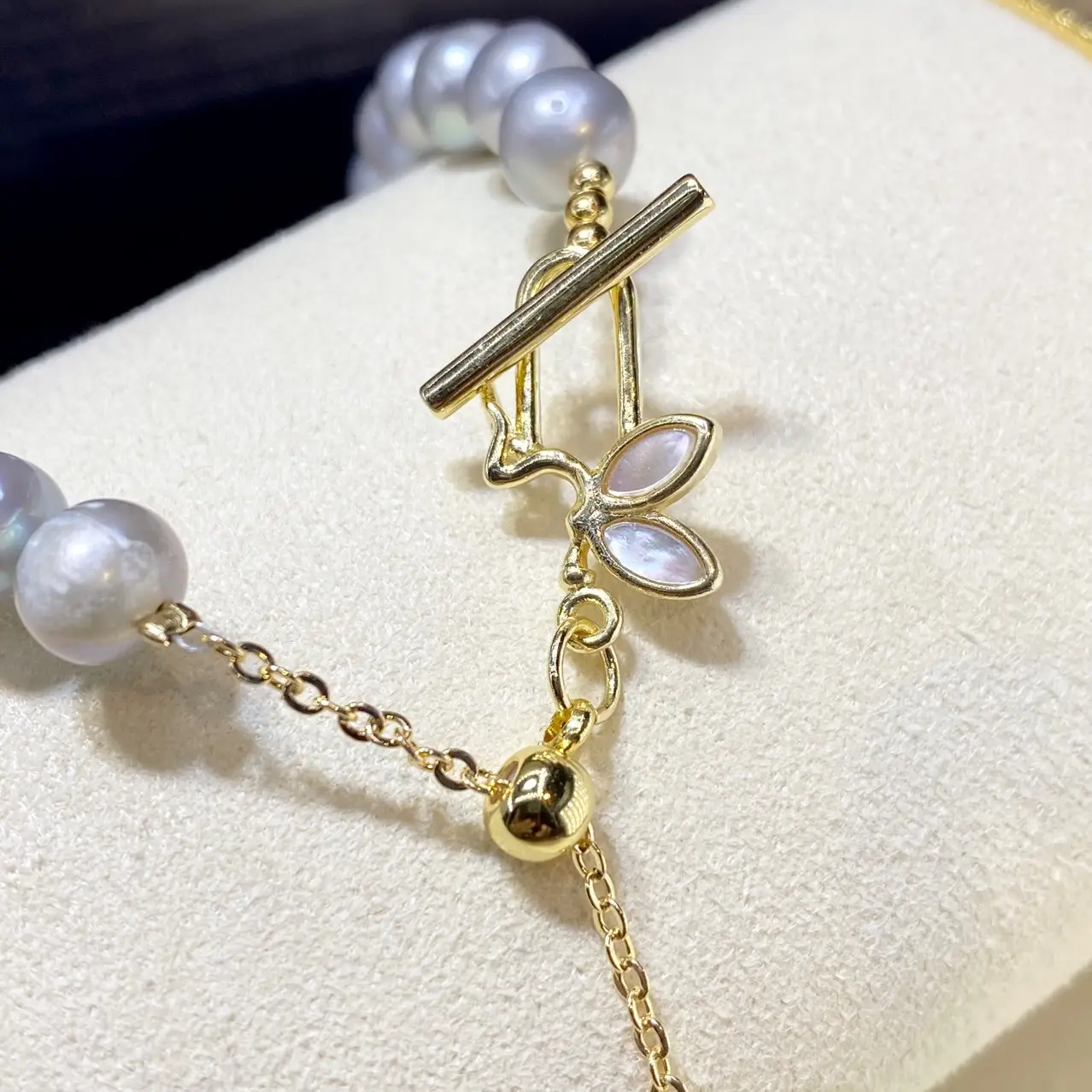 2025 Gray Pearl Adjustable Bracelet for Women - Image 4