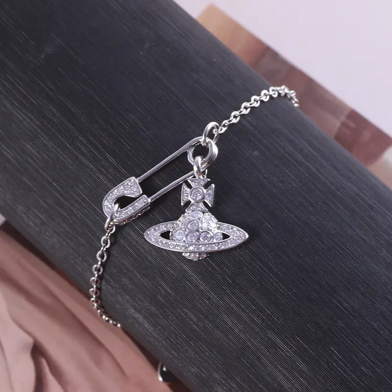 European Diamond Star Gold Plated Pin Bracelet for Women