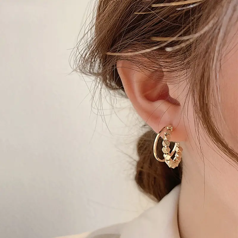 Korea Metal Broken Silver Earrings 2022 - Image 4