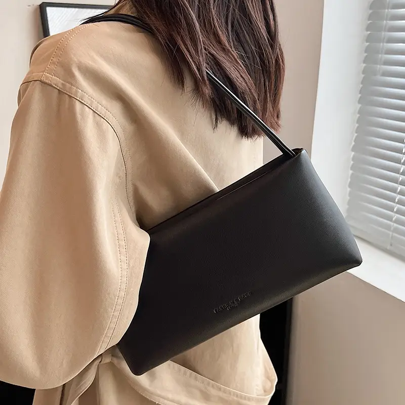 Women Crossbody Bag Beige Leather 2026 New Autumn