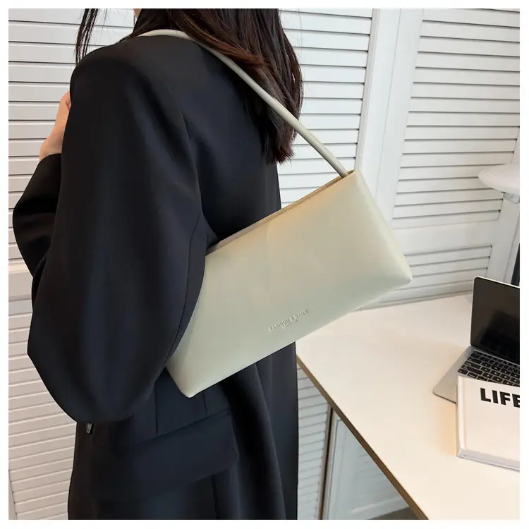 Women Crossbody Bag Beige Leather 2026 New Autumn — feature 25