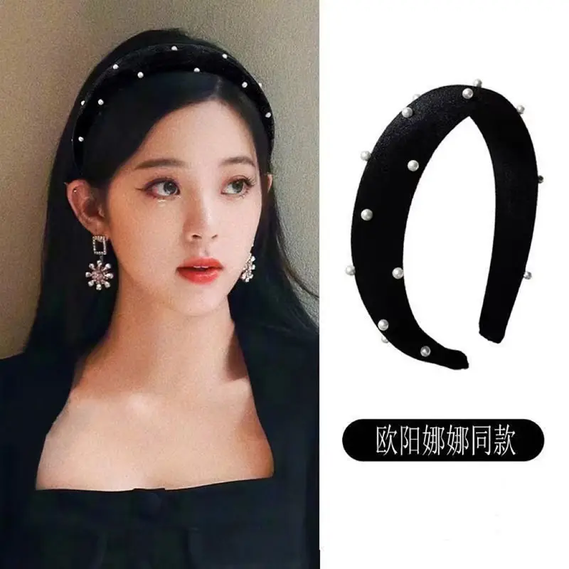 Black Pearl-Strapped Velvet Headband for Women - Image 2